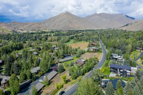 $7,950,000 | 104 Fairway Road, Sun Valley, ID 83353