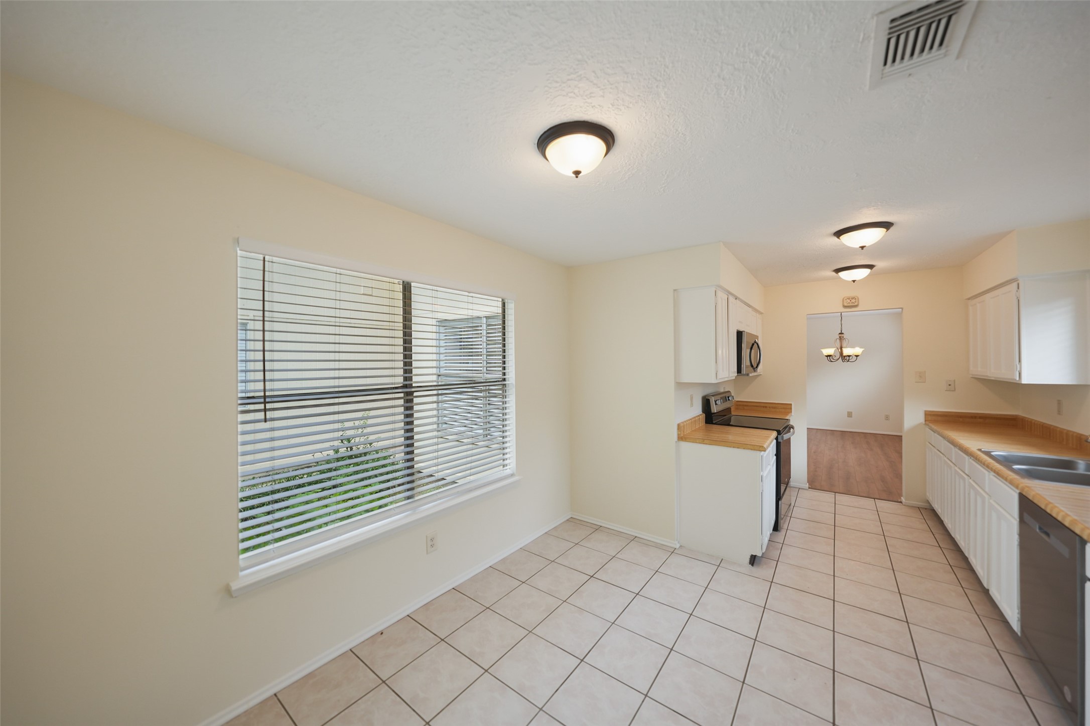21503 Bridgepoint Lane Spring, TX 77388 - Photo 25 of 36