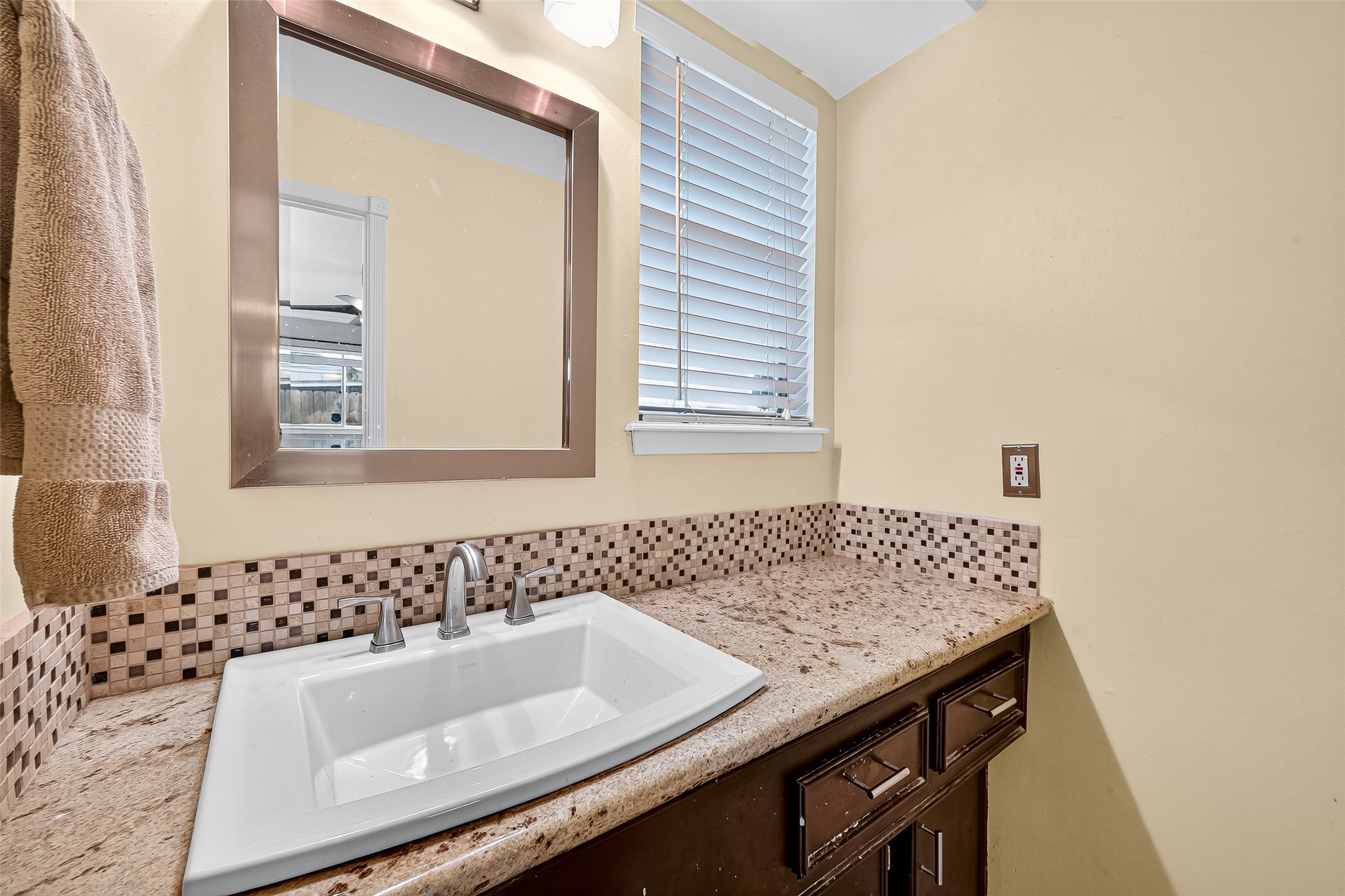 10302 Ivyridge Road Houston, TX 77043 - Photo 39 of 47 a bathroom with a sink and a bathtub