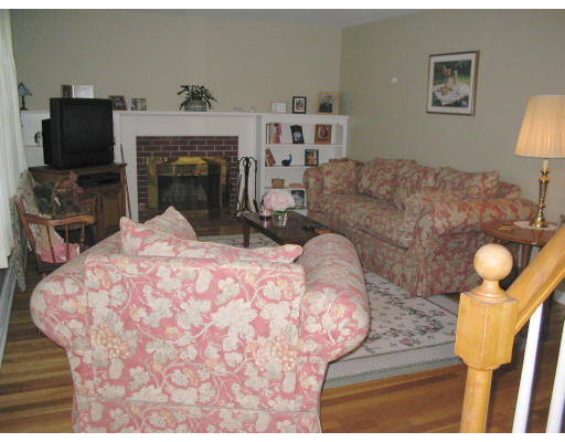 31 Wheeler Road Westborough, MA 01581 - Photo 3 of 8 Gallery Image 3