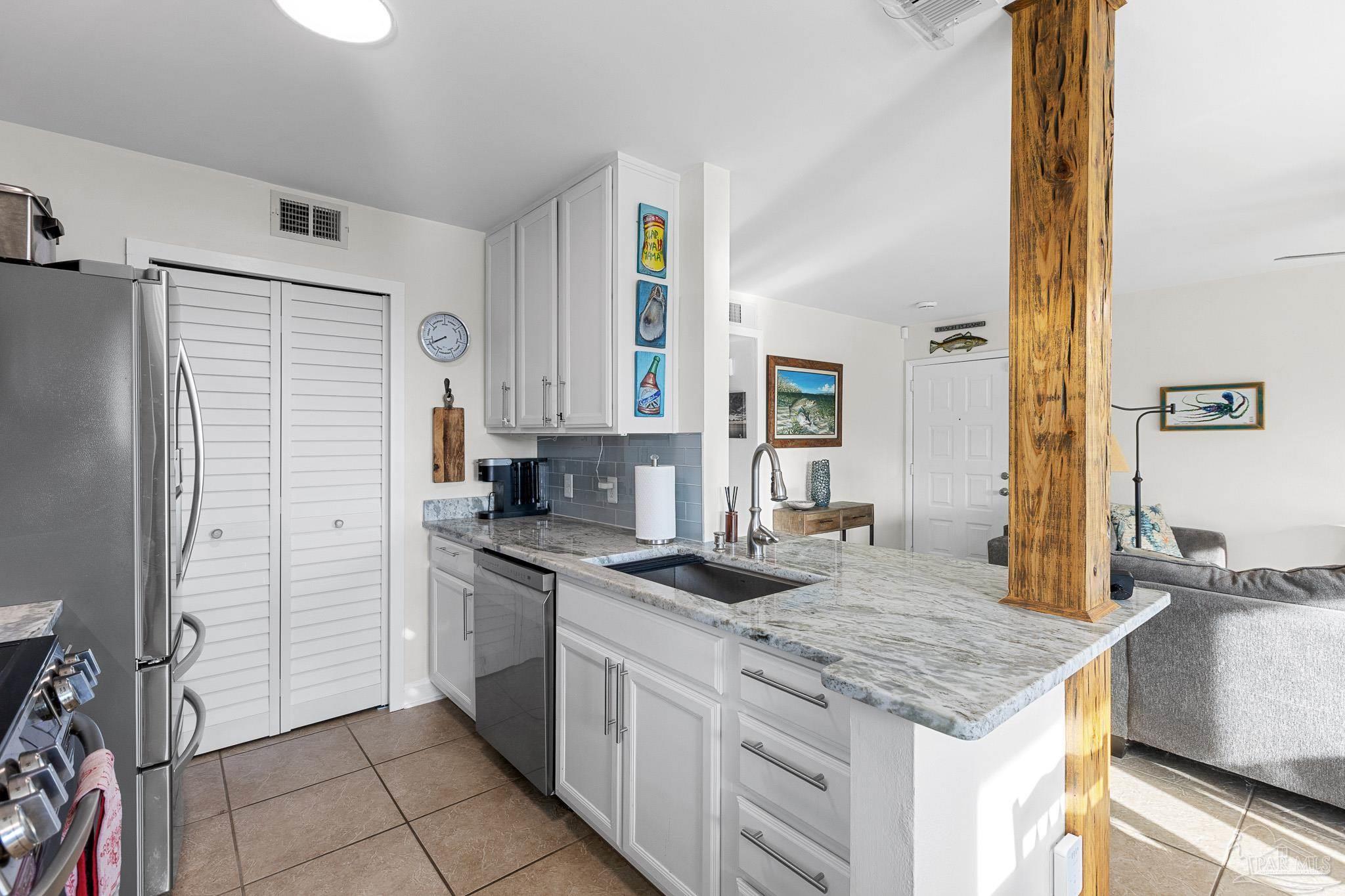 200 Pensacola Beach Road, Unit E4 Gulf Breeze, FL 32561 - Photo 12 of 43