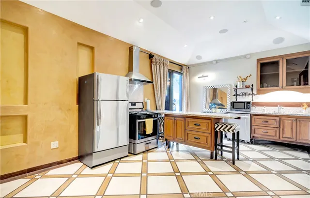 $2,500 | 44 Hackamore Lane, Unit 46, Bell Canyon, CA 91307