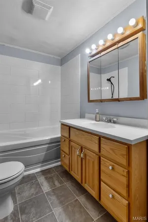 $169,900 | 52 Linn Drive, Ste. Genevieve, MO 63670