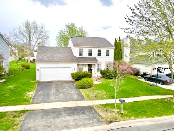 $445,000 | 1081 Brighton Drive, Carol Stream, IL 60188