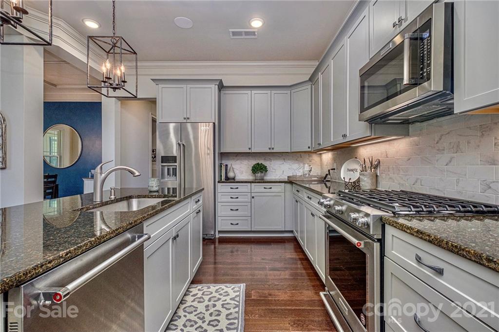 2022 Laney Pond Road Matthews, NC 28104 - Photo 12 of 27 Gallery Image 12