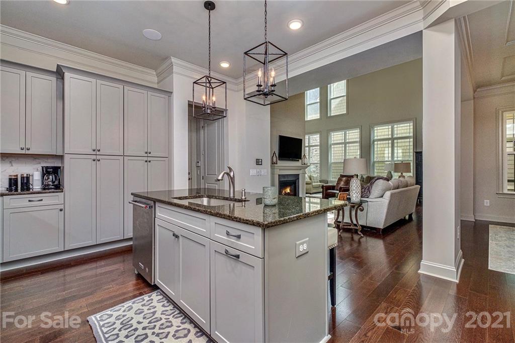 2022 Laney Pond Road Matthews, NC 28104 - Photo 14 of 27 Gallery Image 14