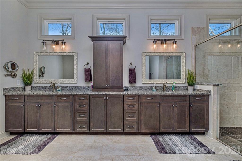 2022 Laney Pond Road Matthews, NC 28104 - Photo 23 of 27 Gallery Image 23