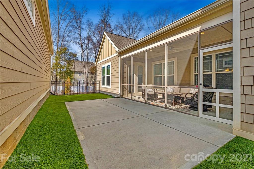 2022 Laney Pond Road Matthews, NC 28104 - Photo 25 of 27 Gallery Image 25