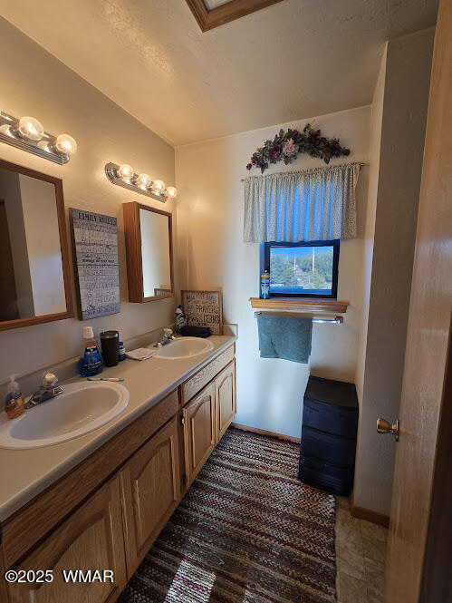 16 ACR 3116 Show Low, AZ 85901 - Photo 30 of 73 20250521_181301