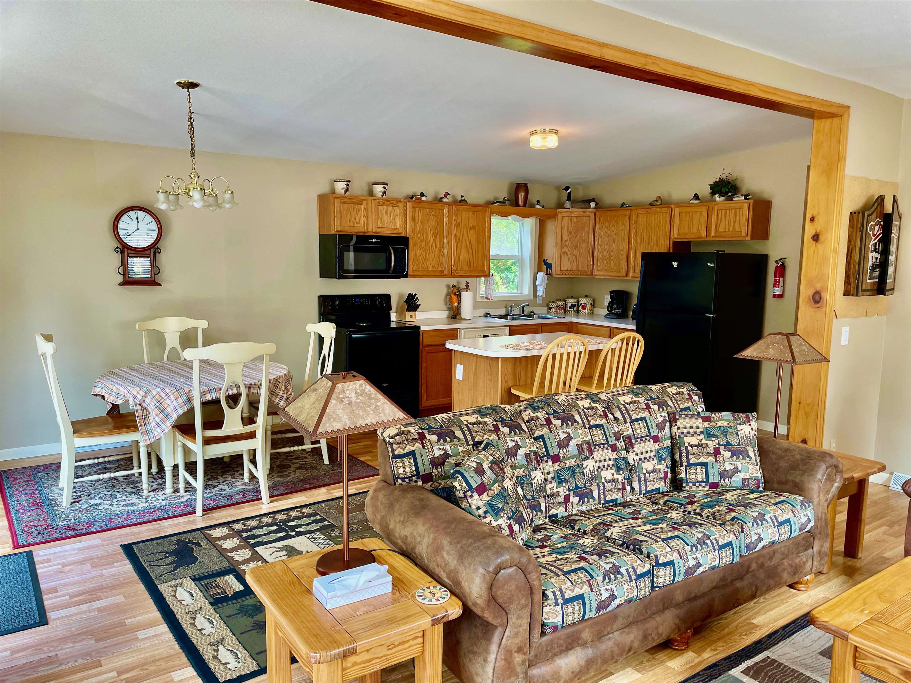 408 Beach Road Pittsburg, NH 03592 - Photo 14 of 38