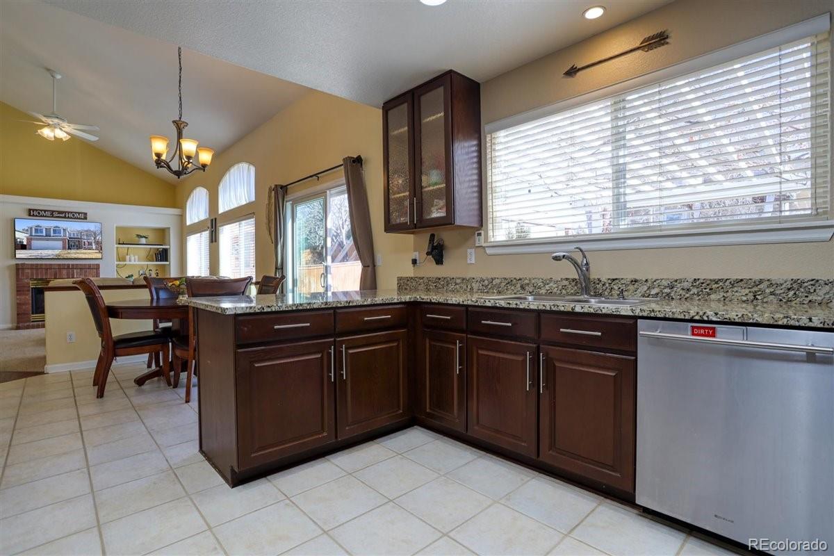 9969 Silver Maple Road Highlands Ranch, CO 80129 - Photo 8 of 40 Gallery Image 8