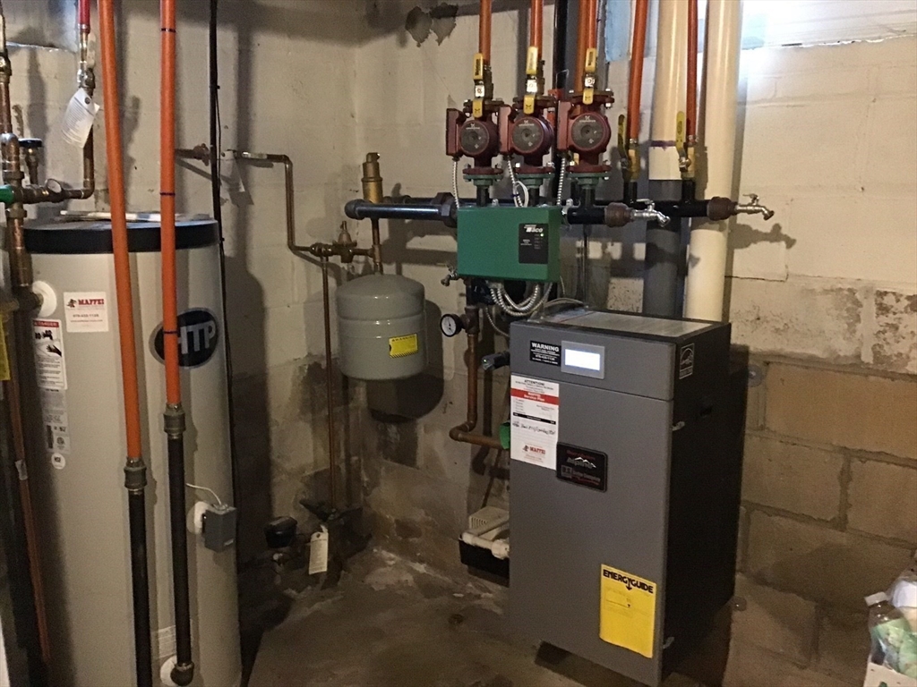 2 Coolidge Road Woburn, MA 01801 - Photo 17 of 24