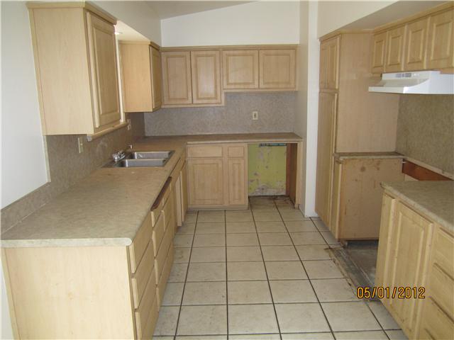 623 West Beech Street Fallbrook, CA 92028 - Photo 4 of 8 Gallery Image 4