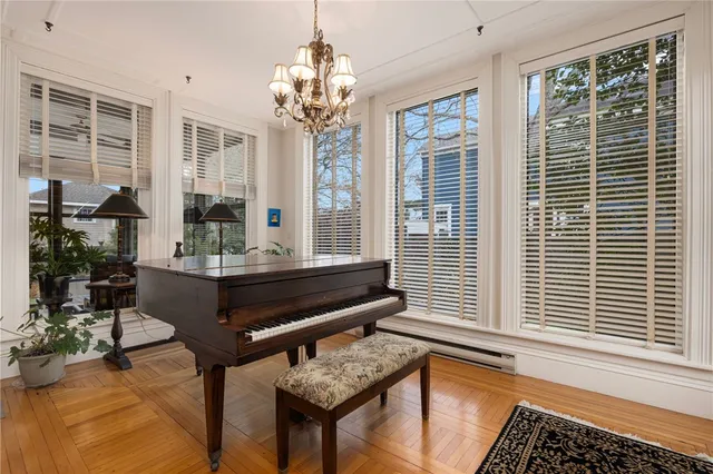 $25,000 | 4 Hunter Avenue, Newport, RI 02840