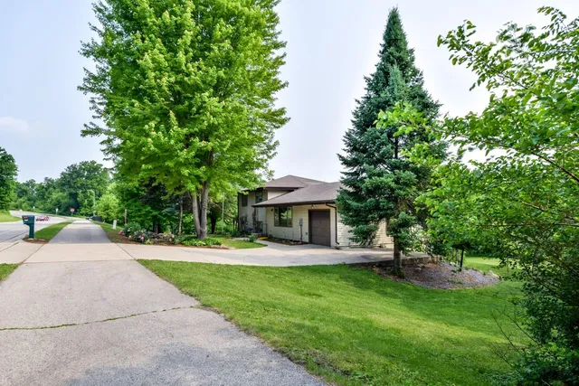 $480,000 | 5802 Woodland Drive, Waunakee, WI 53597