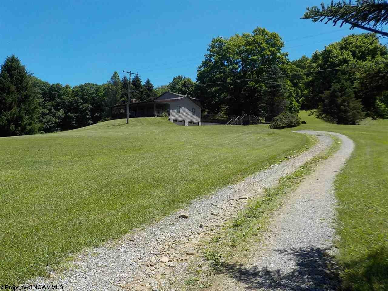 6576 Parsons Road Montrose, WV 26283 - Photo 4 of 30 Gallery Image 4