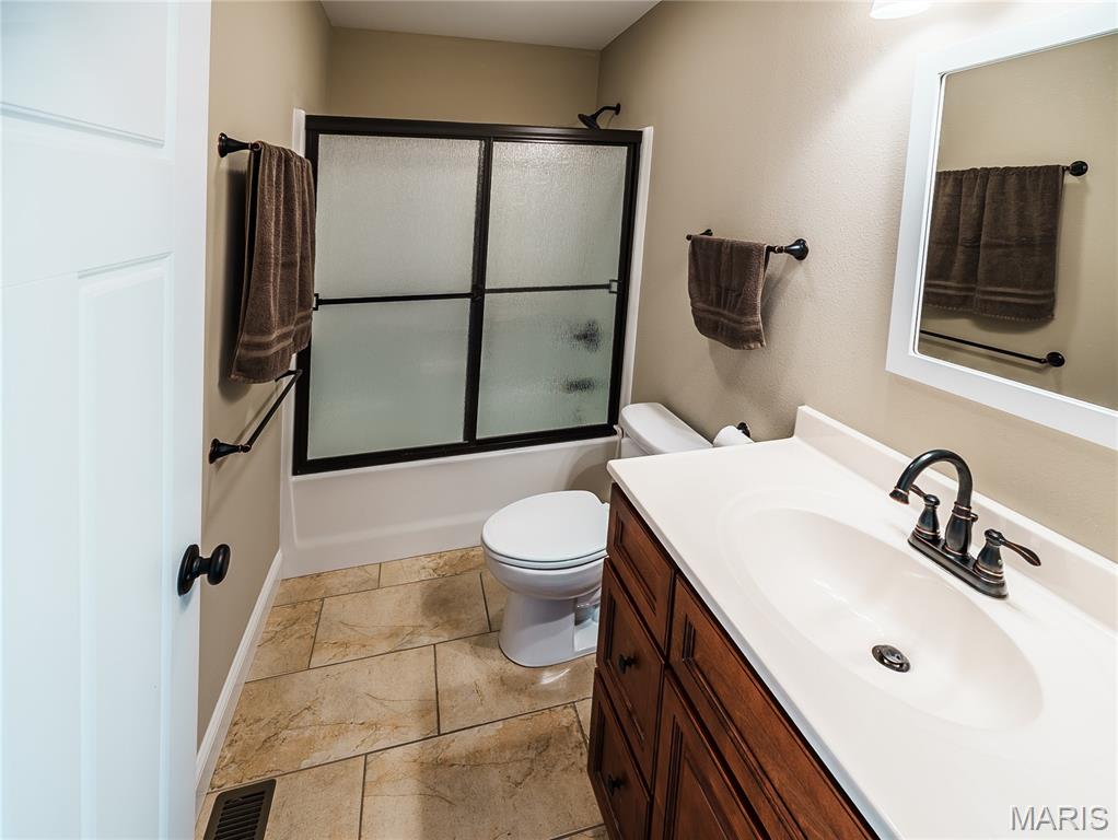 2656 Benton Hill Road Cape Girardeau, MO 63701 - Photo 20 of 32