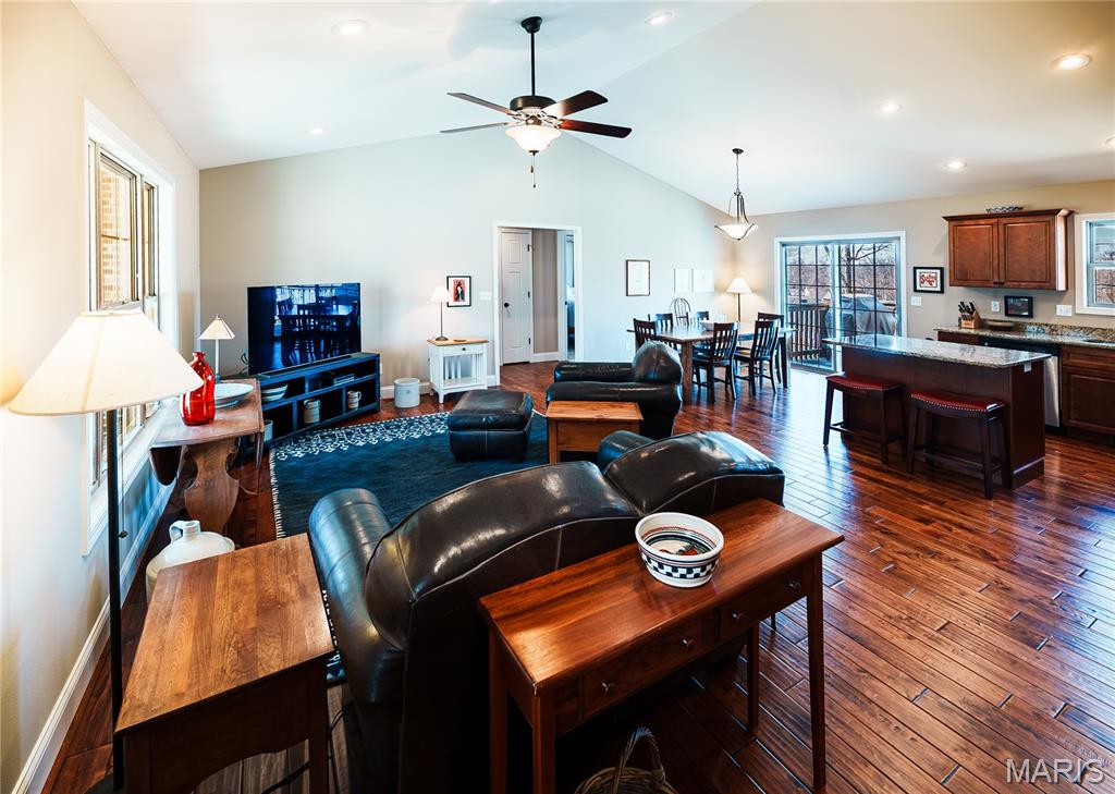 2656 Benton Hill Road Cape Girardeau, MO 63701 - Photo 7 of 32