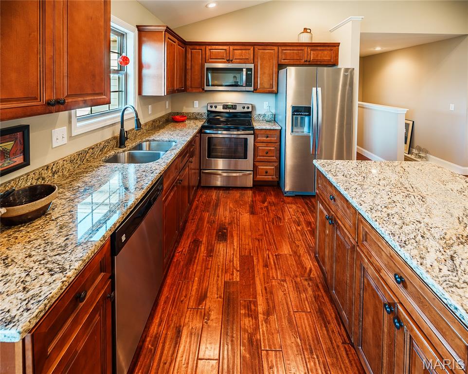 2656 Benton Hill Road Cape Girardeau, MO 63701 - Photo 10 of 32