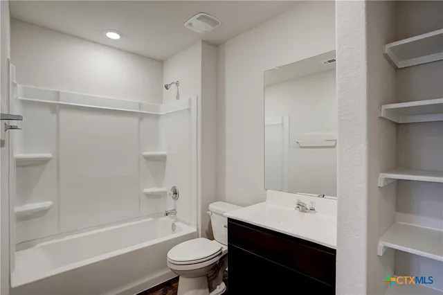 $1,750 | 121 Roanwood Drive, San Marcos, TX 78666