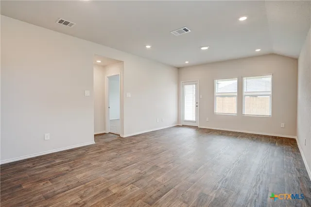 $1,750 | 121 Roanwood Drive, San Marcos, TX 78666