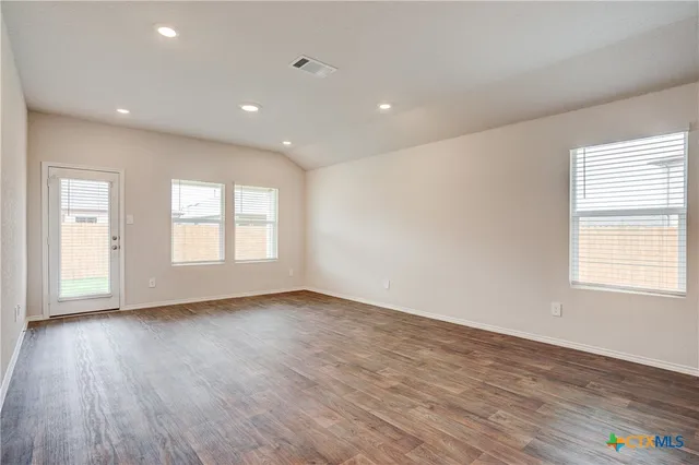 $1,750 | 121 Roanwood Drive, San Marcos, TX 78666