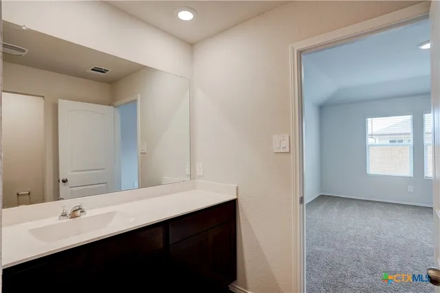 $1,750 | 121 Roanwood Drive, San Marcos, TX 78666