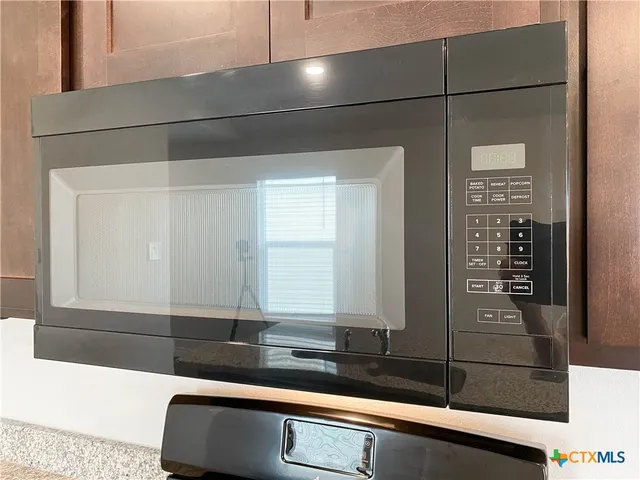 $1,750 | 121 Roanwood Drive, San Marcos, TX 78666