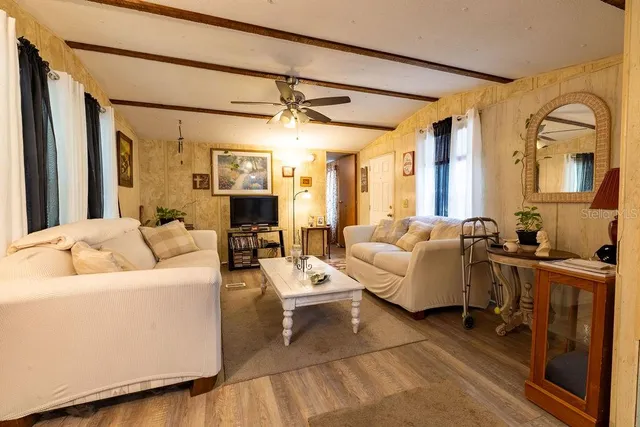 $99,900 | 390 Northeast 157 Avenue, Williston, FL 32696