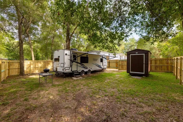 $99,900 | 390 Northeast 157 Avenue, Williston, FL 32696