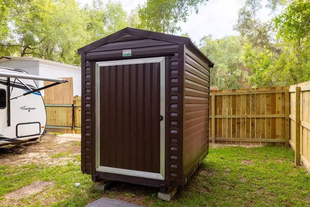 $99,900 | 390 Northeast 157 Avenue, Williston, FL 32696