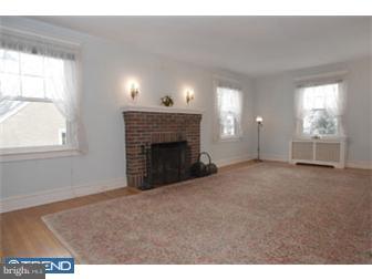 604 Valley Road Havertown, PA 19083 - Photo 3 of 12