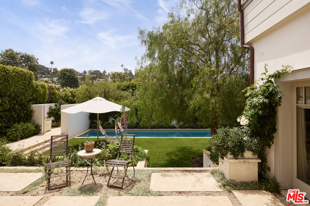 239 West Channel Road Santa Monica, CA 90402 - Photo 5 of 34