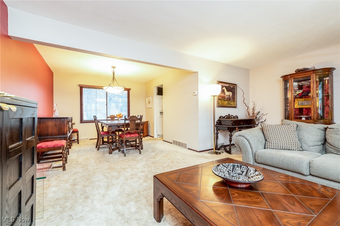 23580 Ranch Road Beachwood, OH 44122 - Photo 5 of 33 Gallery Image 5