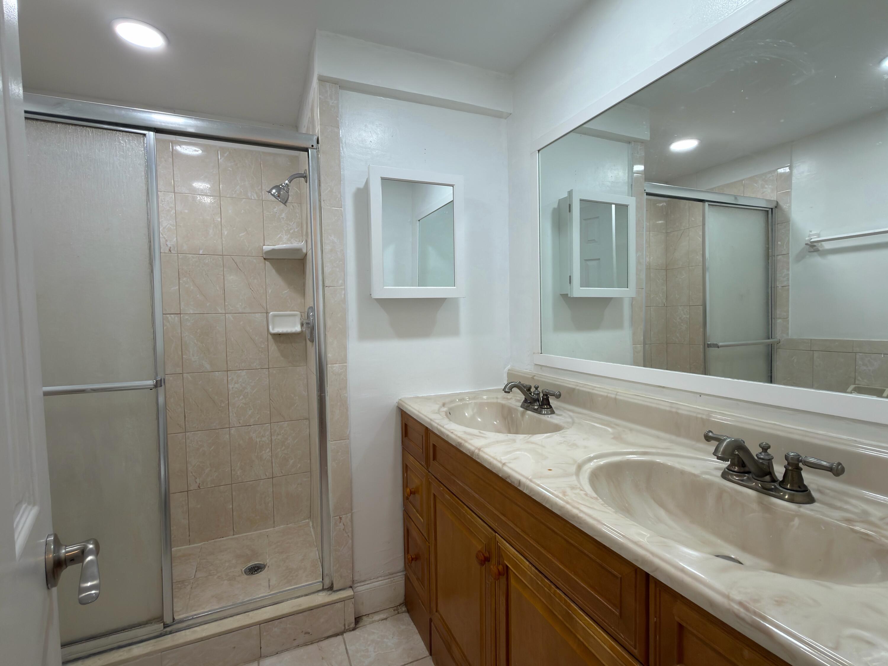 610 Northwest 13th Street, Unit 370 Boca Raton, FL 33486 - Photo 9 of 17 IMG_4458