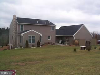 393 Bossler Road Leesport, PA 19533 - Photo 2 of 6 Gallery Image 2