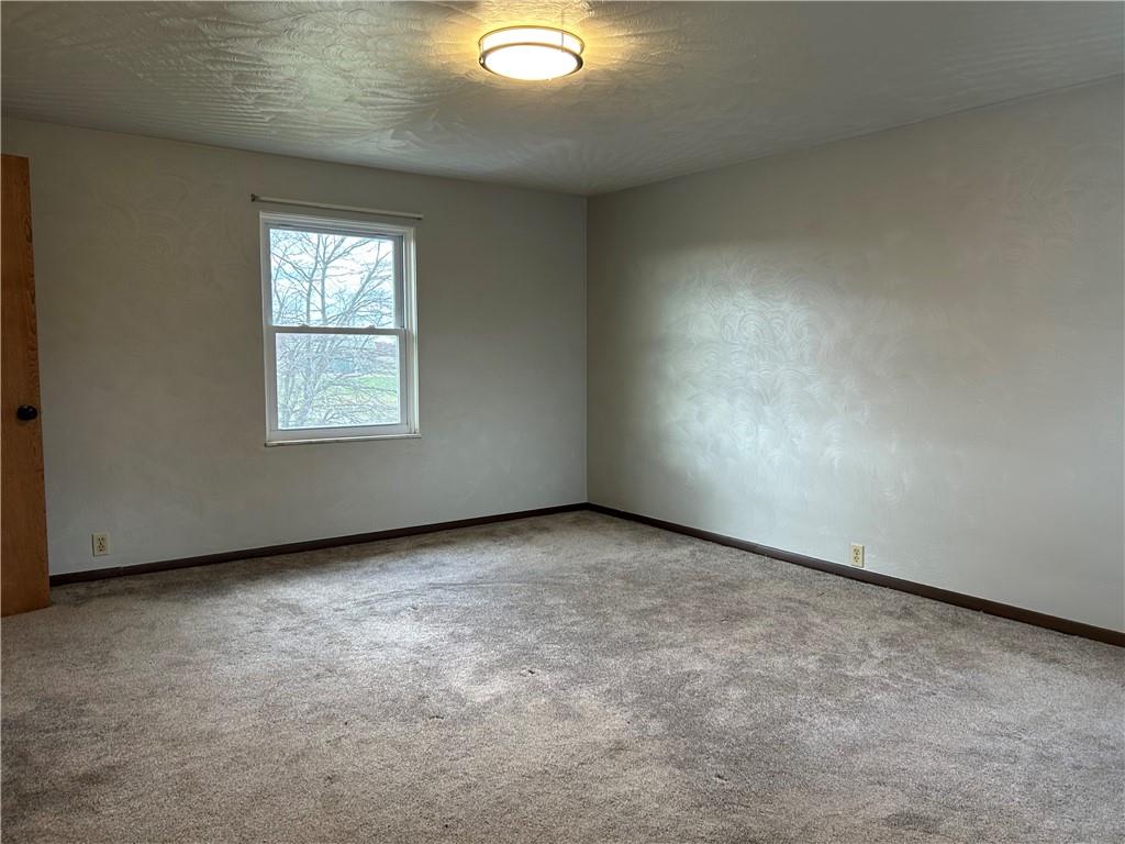 556 Bonniebrook Road Butler, PA 16002 - Photo 25 of 36 an empty room with windows