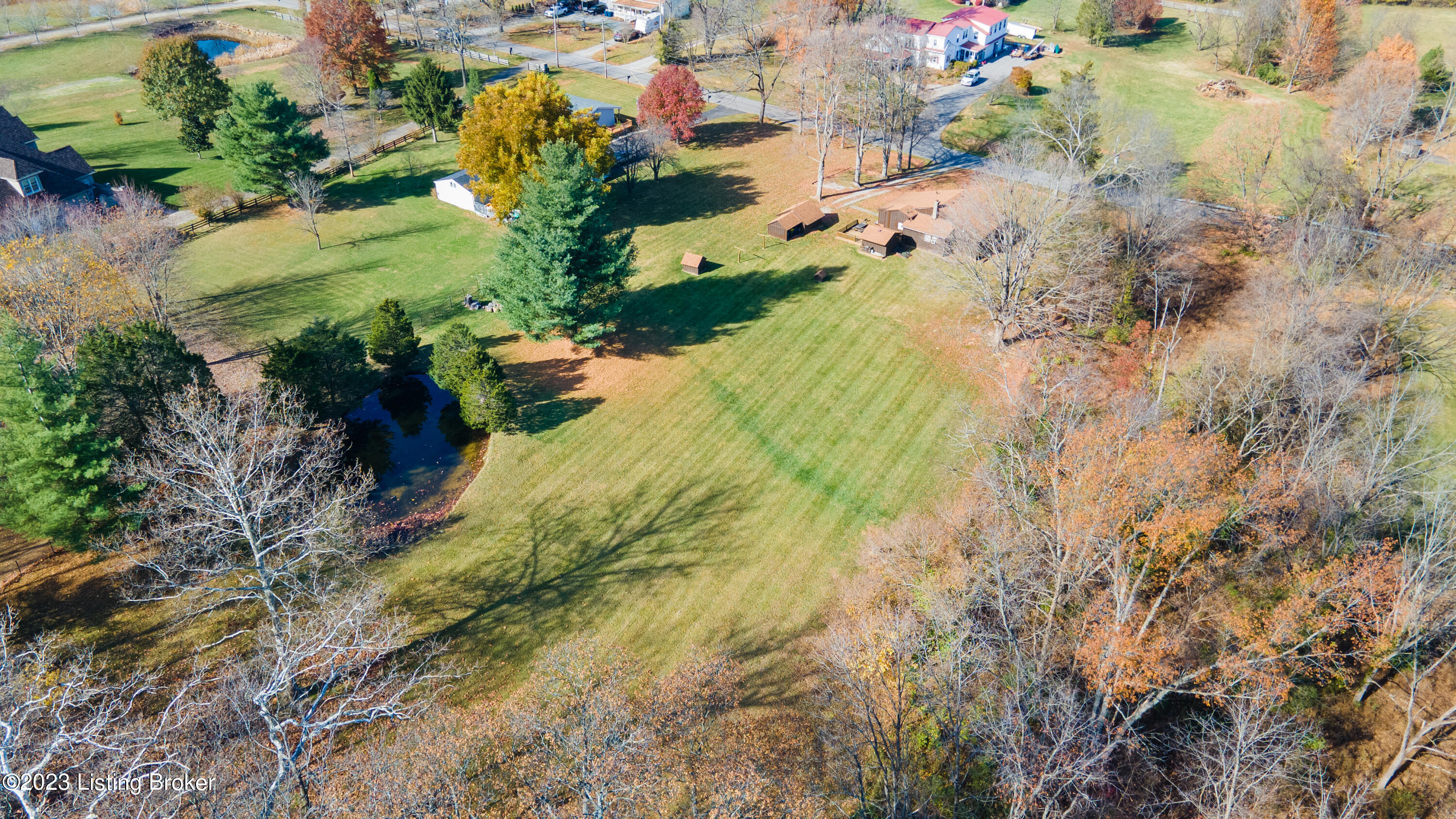 117 Rollington Road Pewee Valley, KY 40056 - Photo 24 of 32 117 Rollington Rd-29