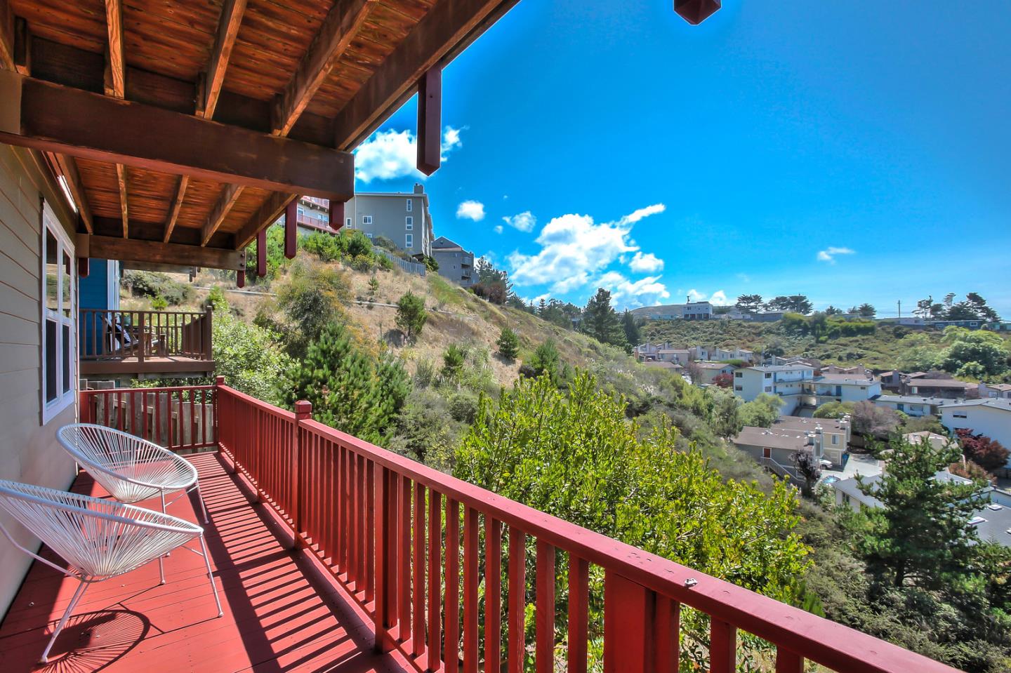 518 A Monterey Road Pacifica, CA 94044 - Photo 39 of 41 a view of a balcony with flower plants