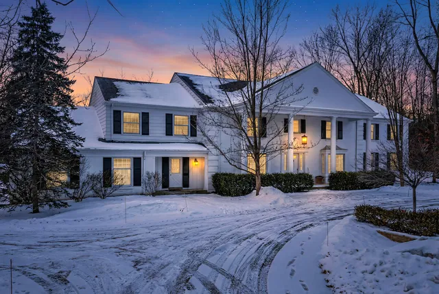 $1,360,000 | 2305 West County Line Road, River Hills, WI 53217