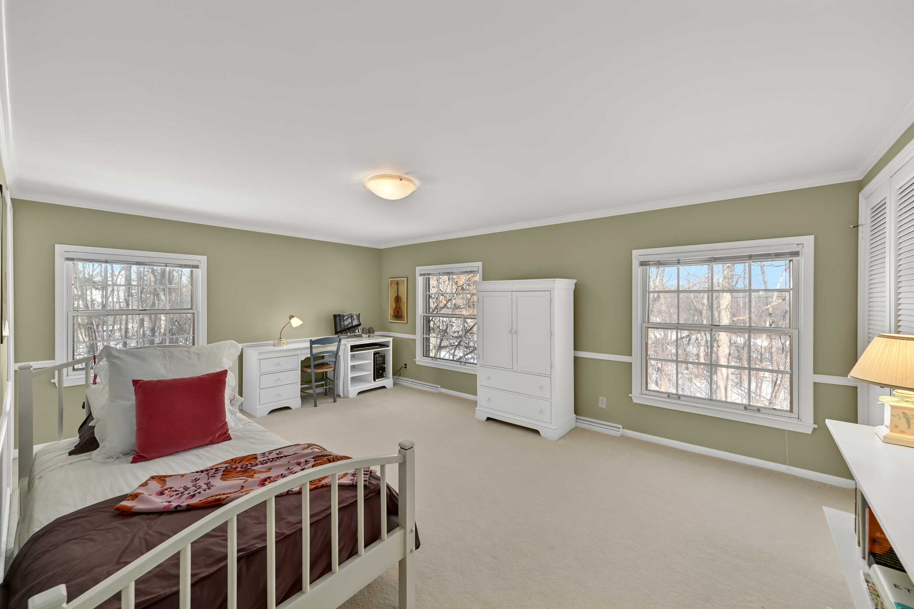 2305 West County Line Road River Hills, WI 53217 - Photo 21 of 41 Bedroom 3