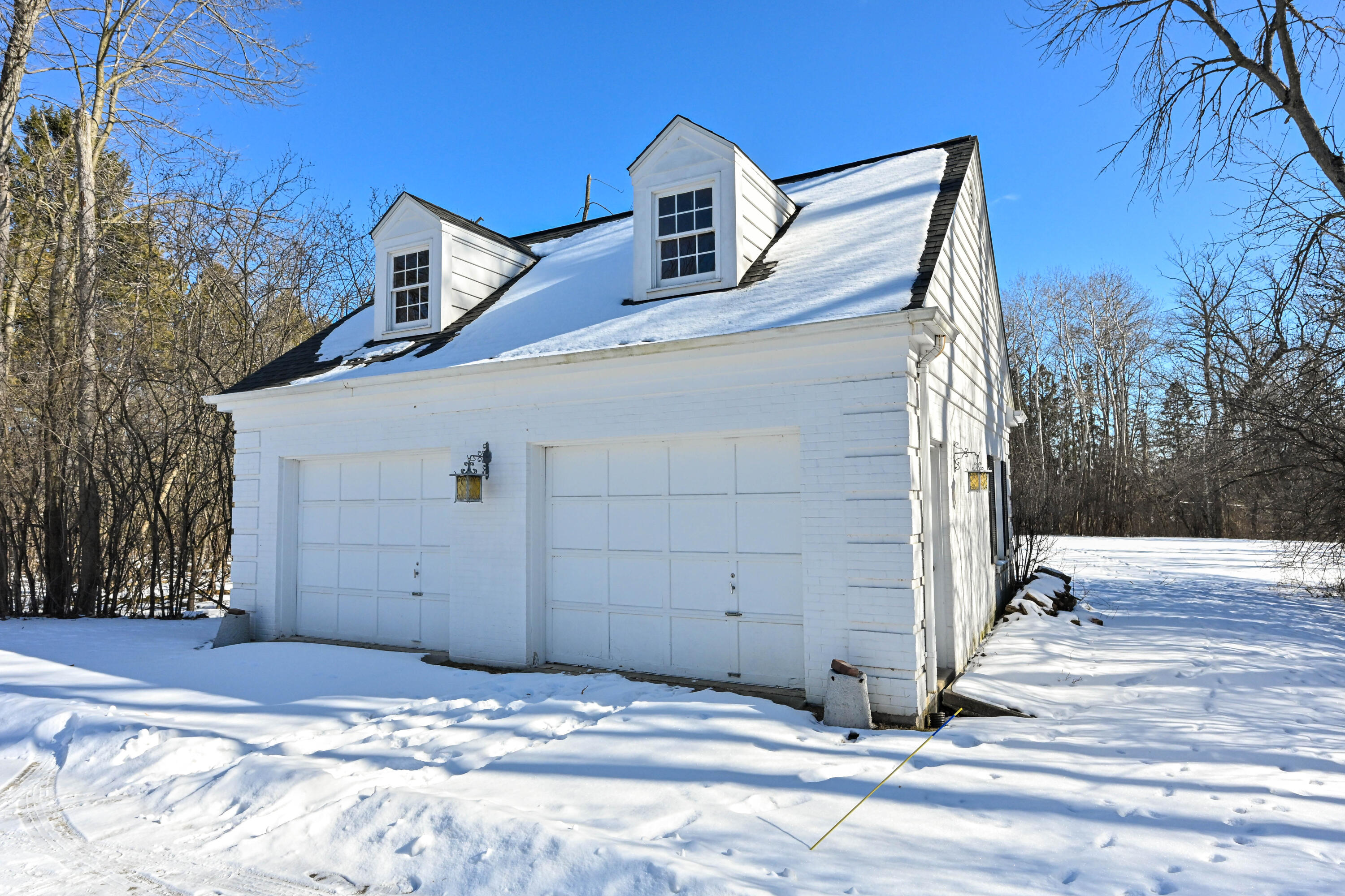 2305 West County Line Road River Hills, WI 53217 - Photo 32 of 41 Detached Garage