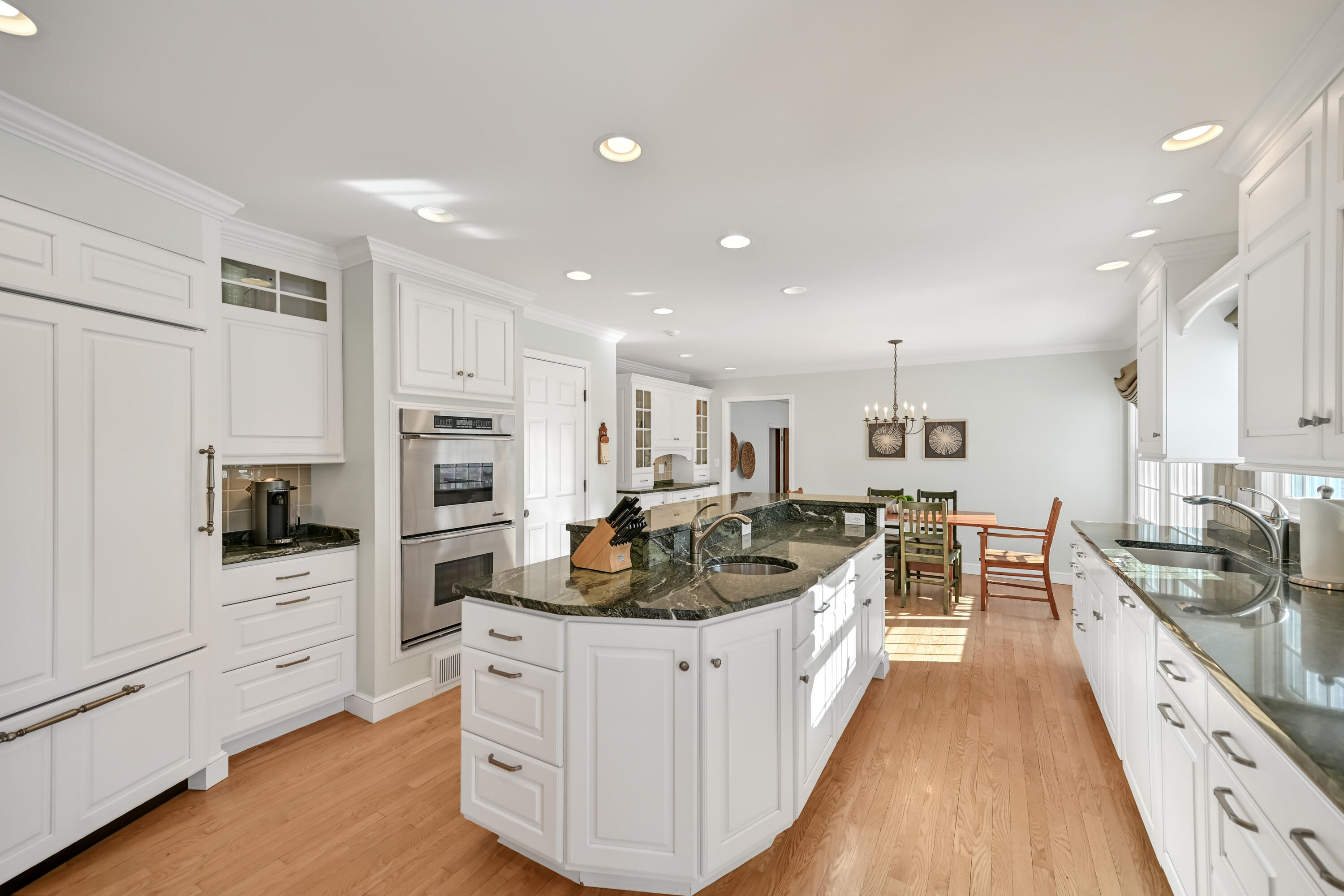 2305 West County Line Road River Hills, WI 53217 - Photo 5 of 41 Natural Light Galore