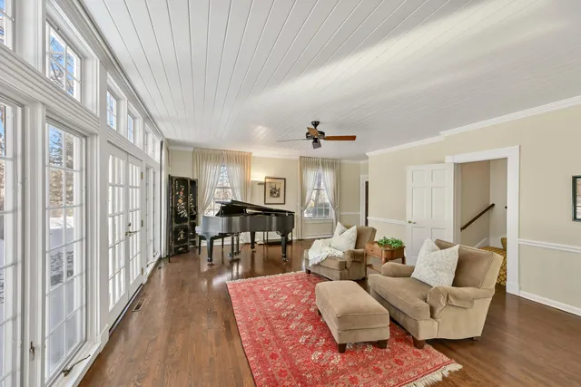 $1,360,000 | 2305 West County Line Road, River Hills, WI 53217