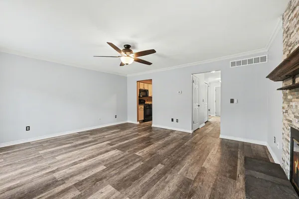 $235,000 | 502 Stoneywood Drive, Brighton, MI 48116