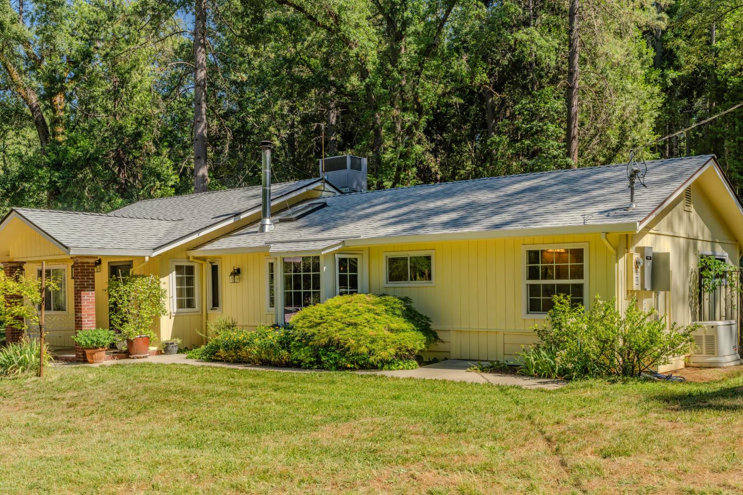 4875 Independence Road Mokelumne Hill, CA 95245 - Photo 1 of 1 Gallery Image 1