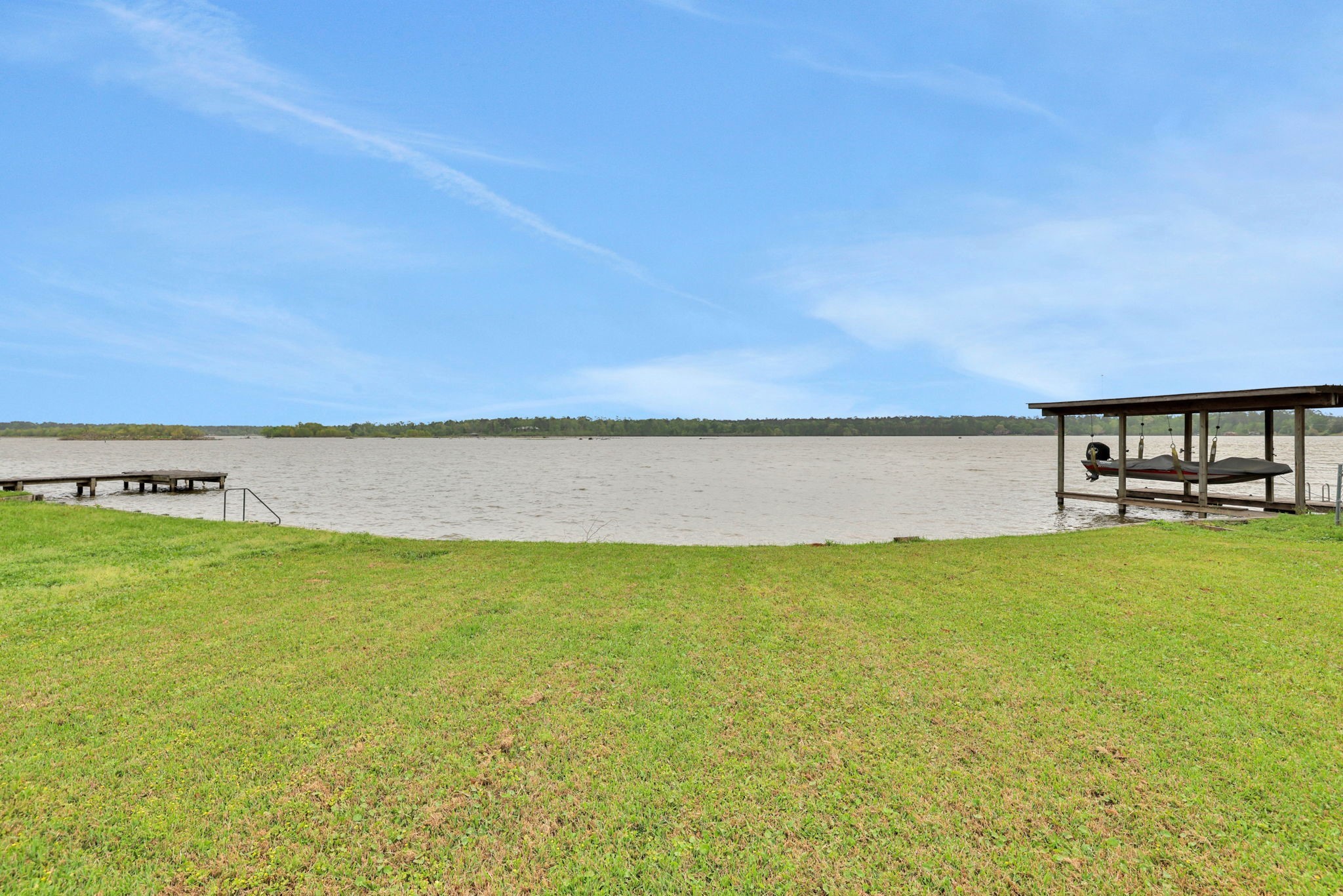 453 East Oak Shadows Onalaska, TX 77360 - Photo 44 of 48