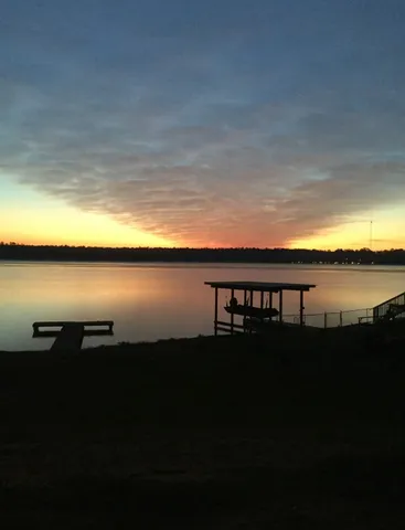 $499,999 | 453 East Oak Shadows, Onalaska, TX 77360