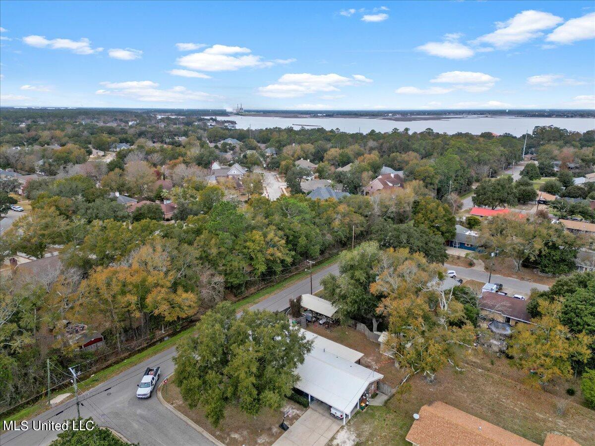 2534 Meadow Road Biloxi, MS 39531 - Photo 35 of 38 35-Aerial View