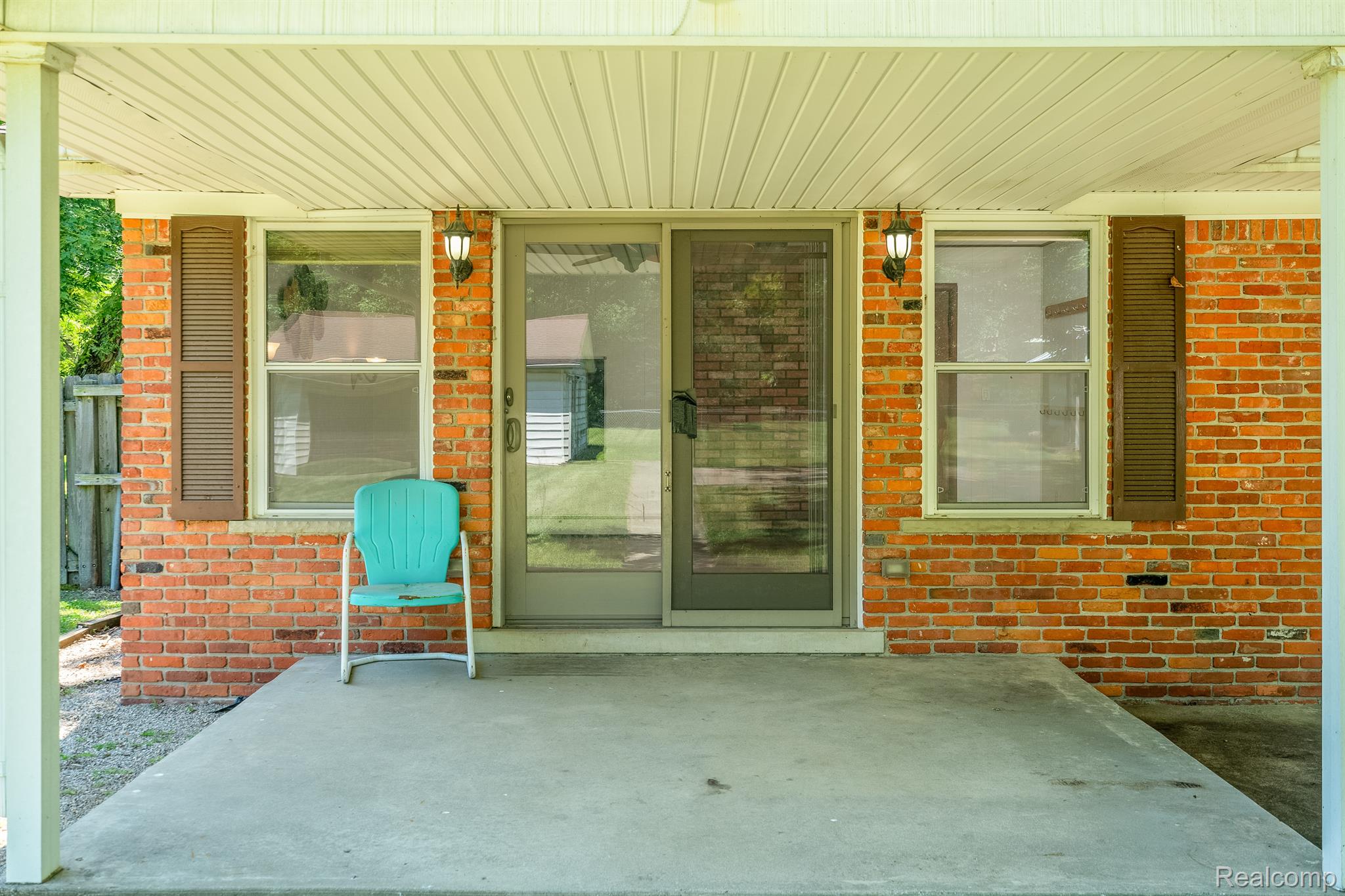 18805 Savage Road Belleville, MI 48111 - Photo 26 of 38 Gallery Image 26